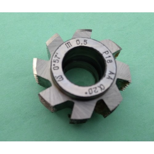 Фреза червячная m 0.5 (Р18) Фреза червячная m 0.5 (Р18)
